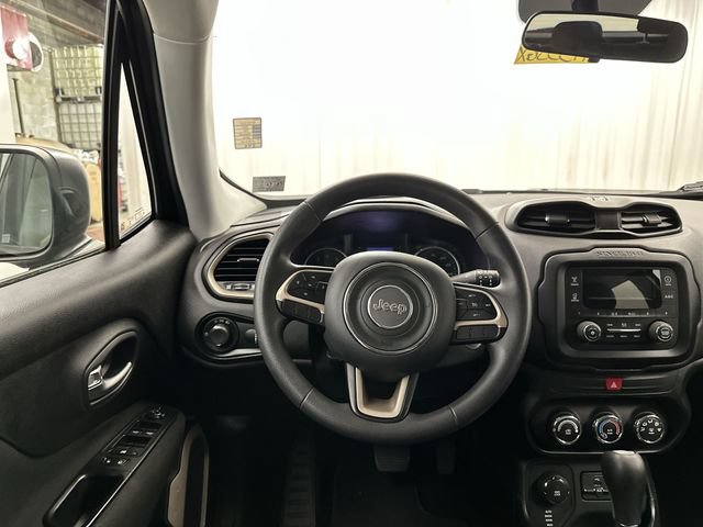 Used 2017 Jeep Renegade Sport w/ Power & Air Group AWD/4WD image 14