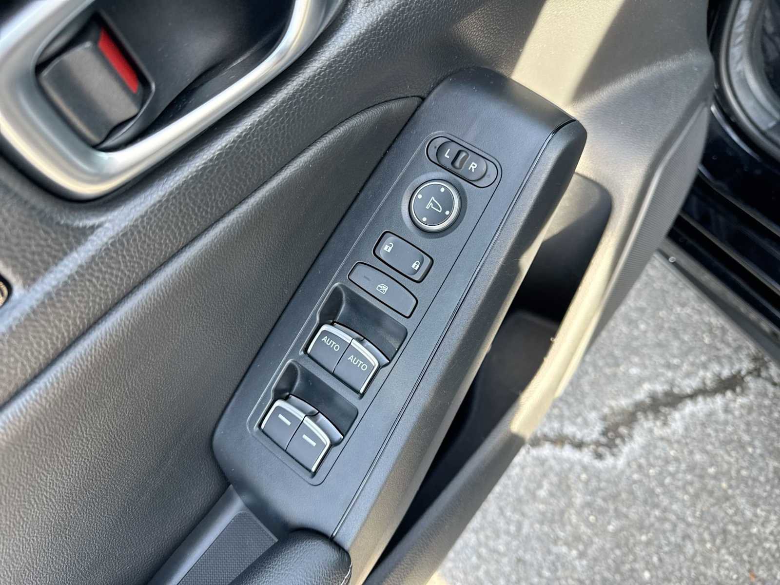 Certified 2024 Honda Civic EX-L image 21