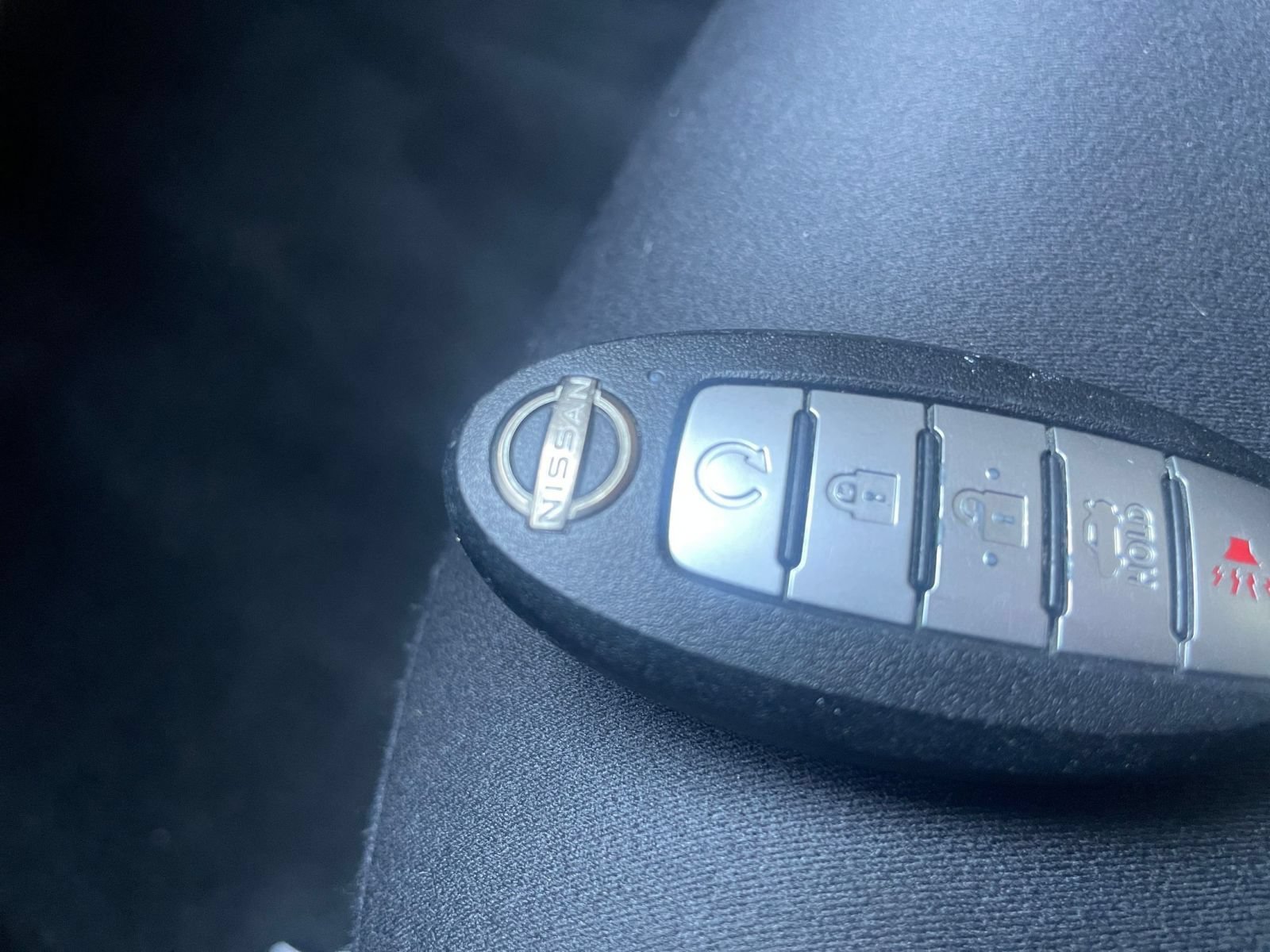 Used 2025 Nissan Altima 2.5 SV FWD image 24