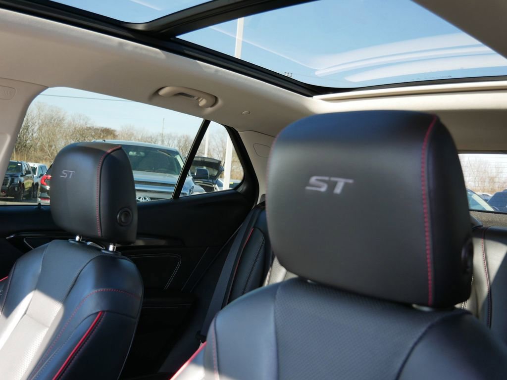 Used 2022 Buick Envision Essence w/ Technology Package I image 18