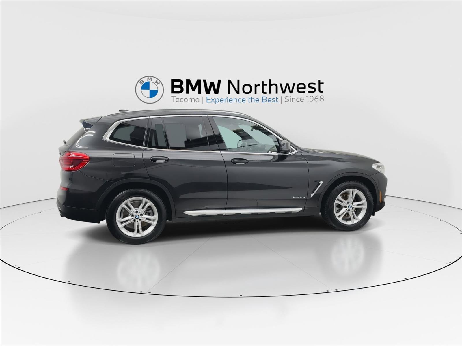 Used 2018 BMW X3 xDrive30i AWD/4WD image 4