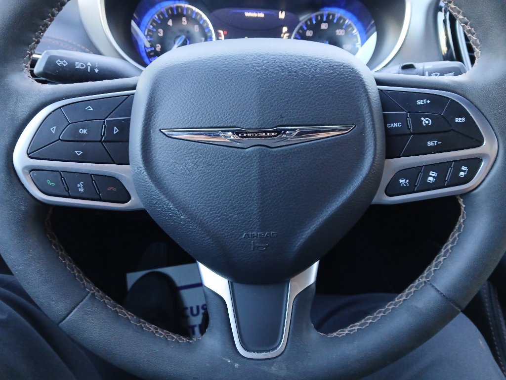 Certified 2024 Chrysler Pacifica Pinnacle image 35