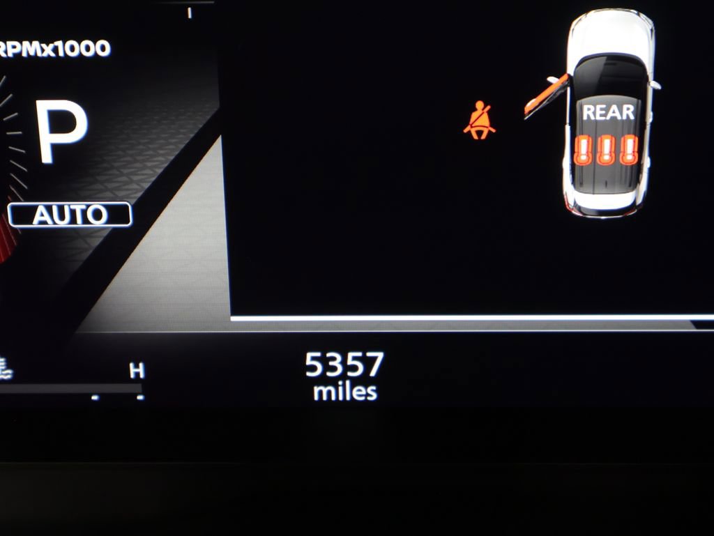 Used 2025 Nissan Rogue SL w/ SL Premium Package image 43