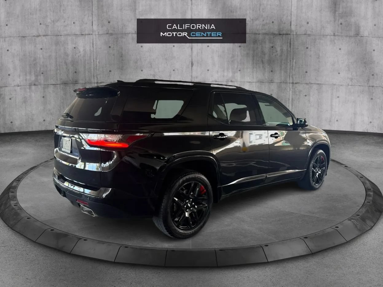 Used 2018 Chevrolet Traverse Premier w/ Redline Edition FWD image 5