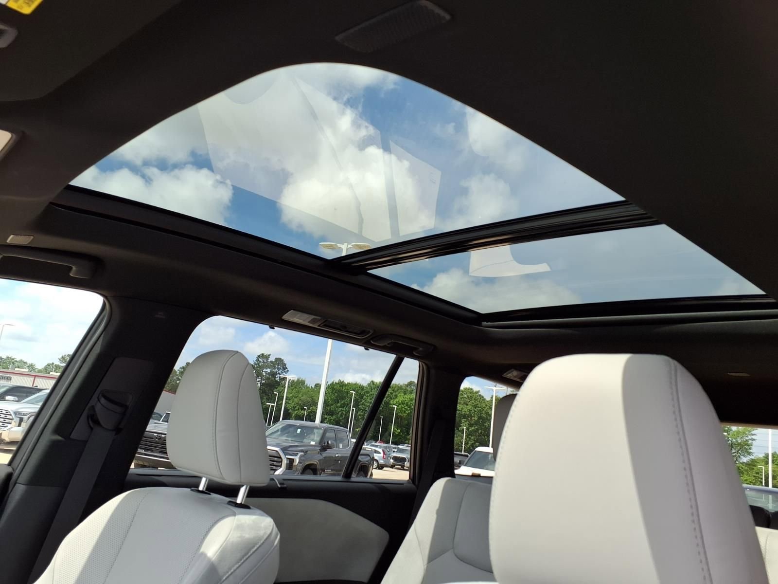 Used 2024 Lexus TX 350 FWD w/ Technology Package image 12