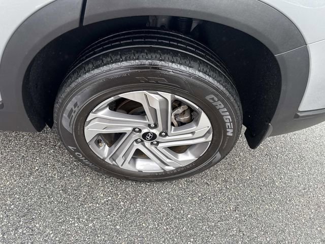 Used 2023 Hyundai Santa Fe SE image 14