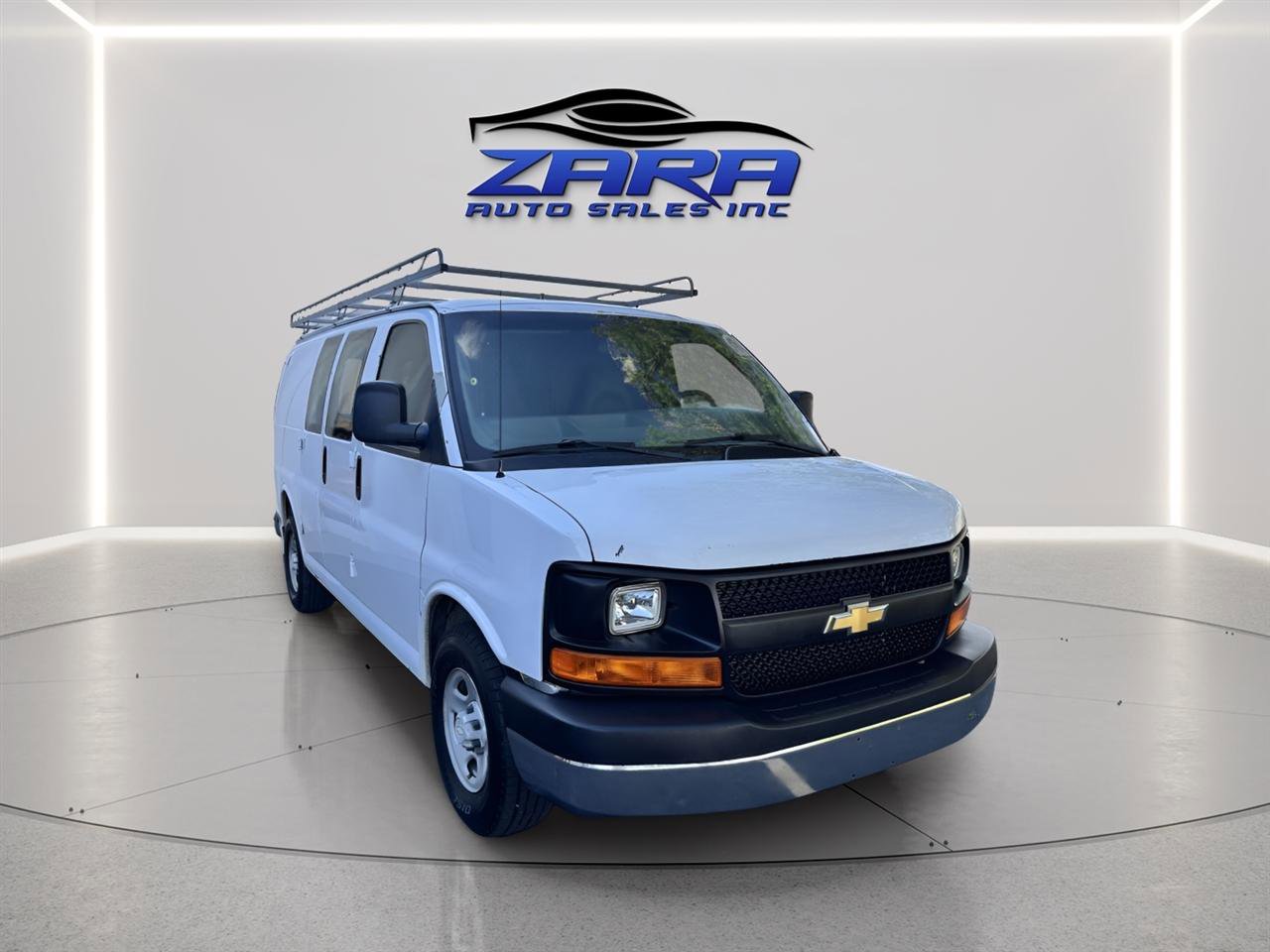 Used 2005 Chevrolet Express 1500 RWD image 8