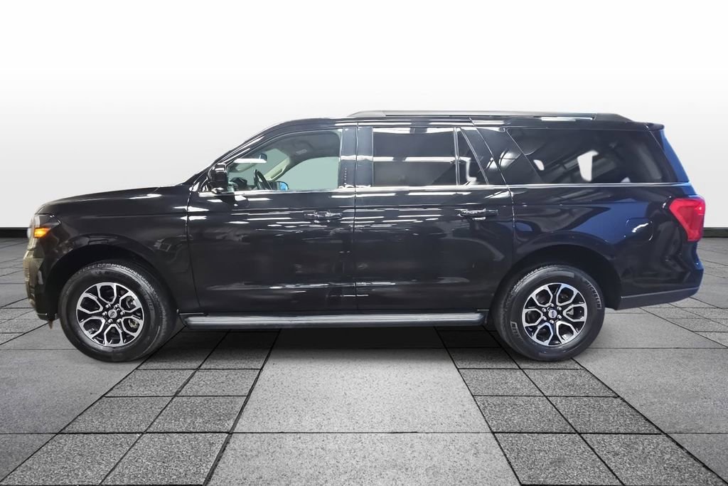 Used 2024 Ford Expedition Max XLT image 8