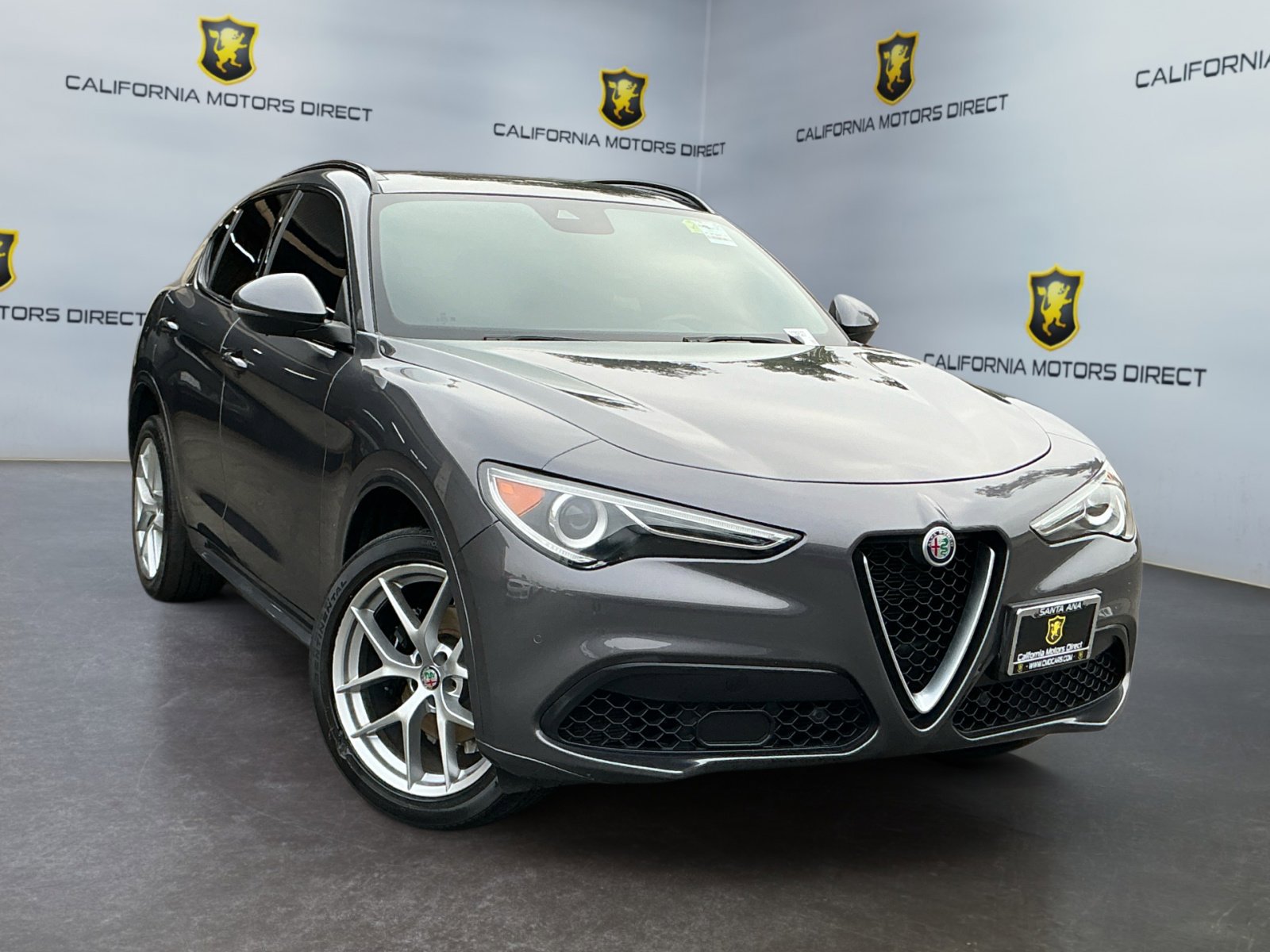 Used 2020 Alfa Romeo Stelvio Ti Sport w/ Quick Order Package 22S Sport image 3