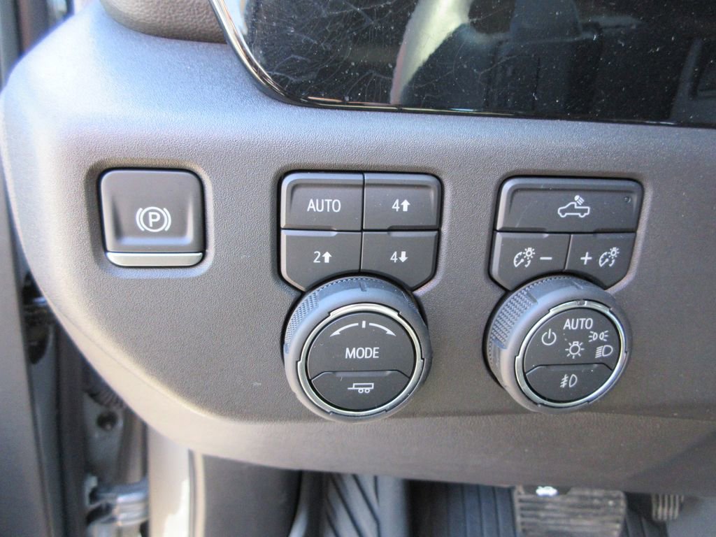 Certified 2025 Chevrolet Silverado 1500 LT Trail Boss w/ Convenience Package II image 27