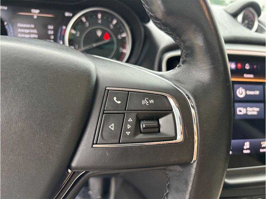 Used 2021 Maserati Ghibli S RWD image 23