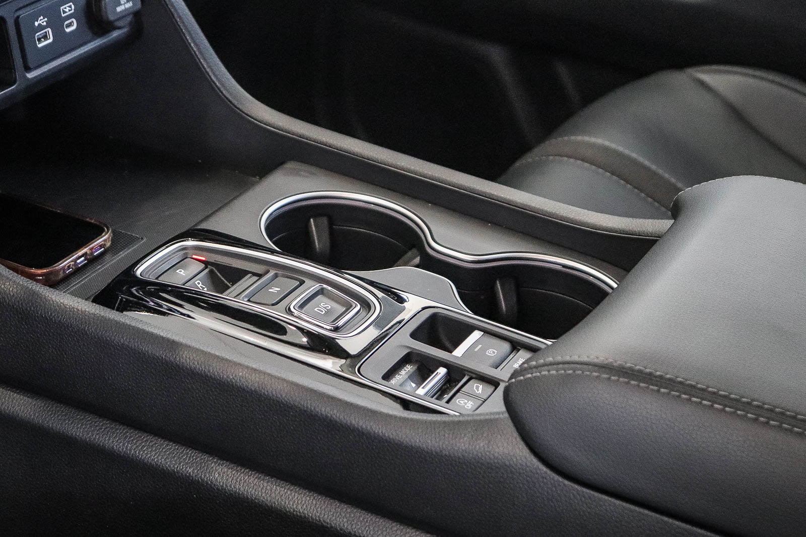 Certified 2025 Honda Pilot Touring image 23