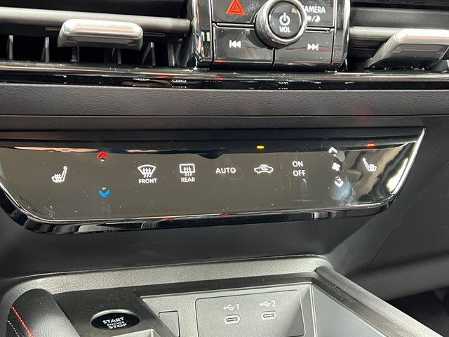 New 2026 Nissan Kicks SR w/ Cold Weather Package AWD/4WD image 24
