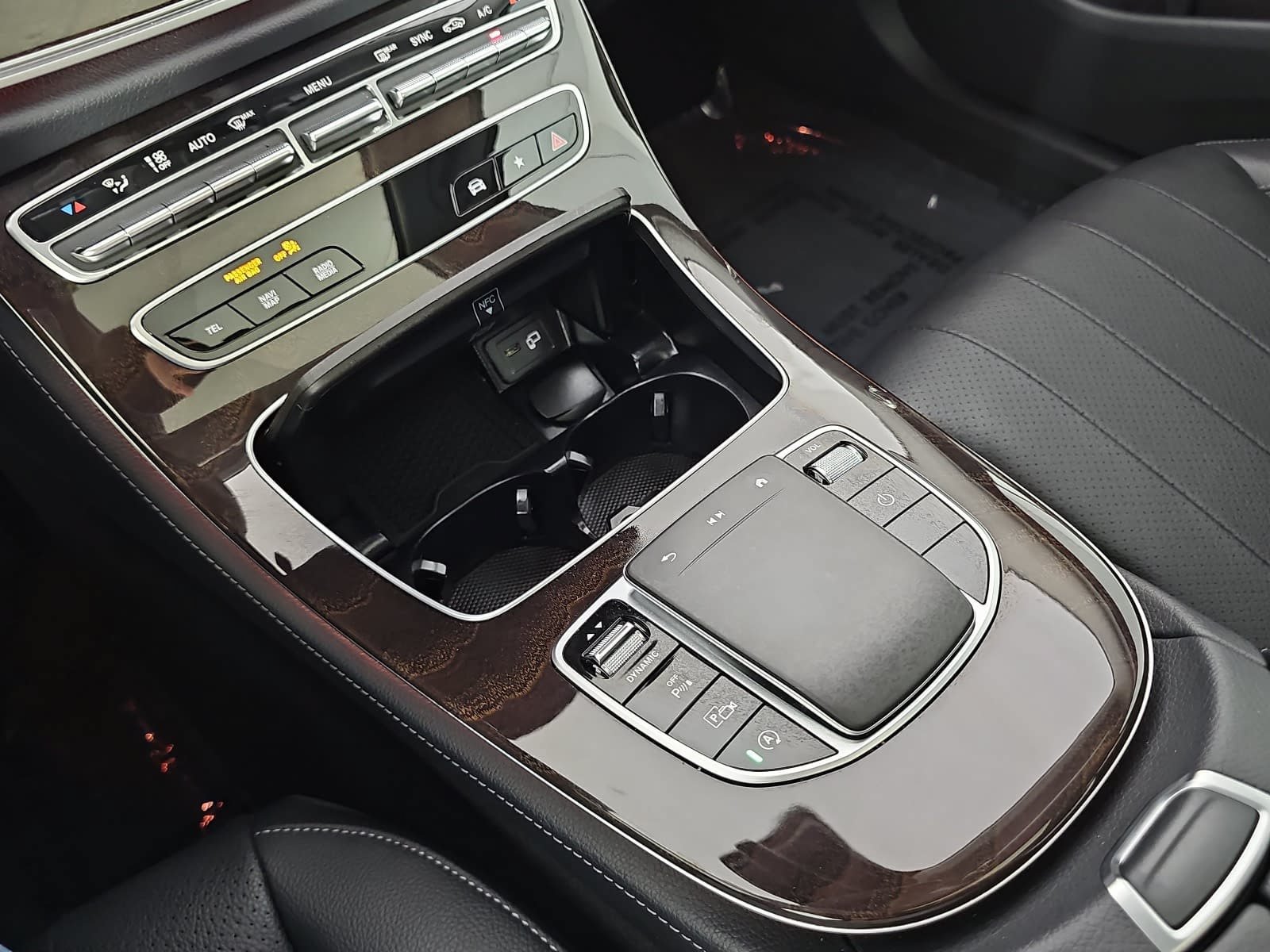 Used 2023 Mercedes-Benz E 350 Sedan image 25