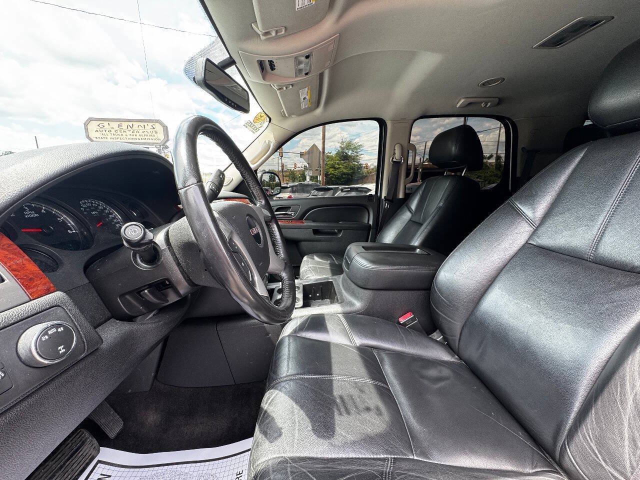 Used 2013 GMC Yukon SLT AWD/4WD image 10