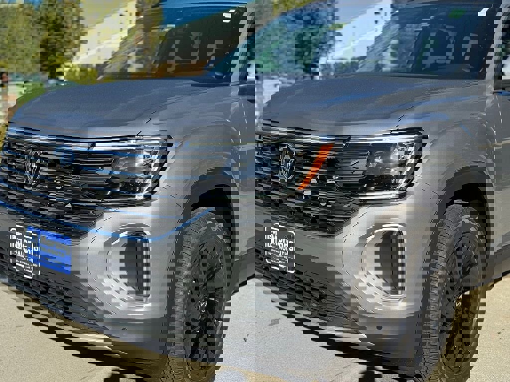 New 2026 Volkswagen Atlas SE image 5