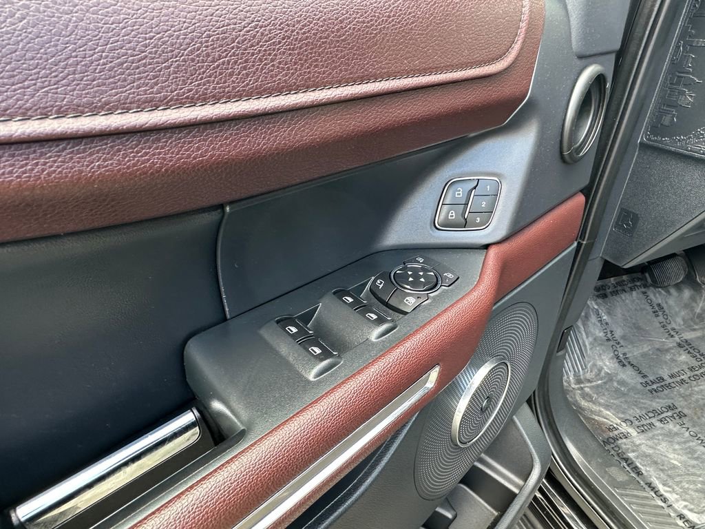 Used 2022 Ford Expedition Limited RWD image 24