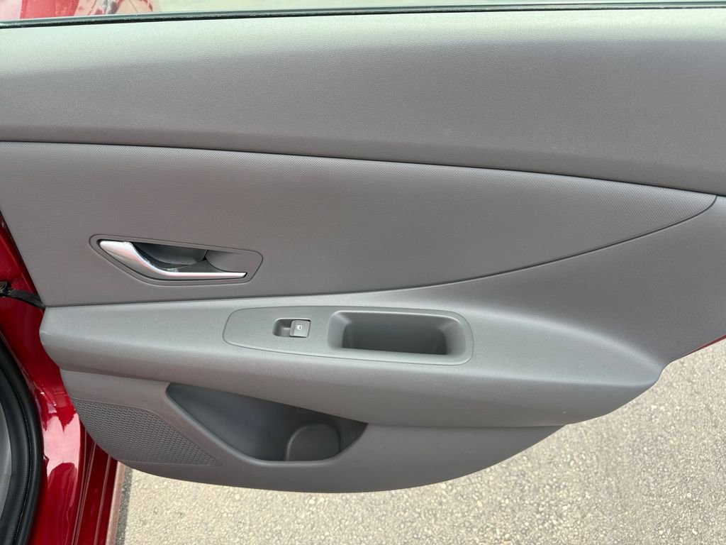 Used 2024 Hyundai Elantra SEL FWD image 20