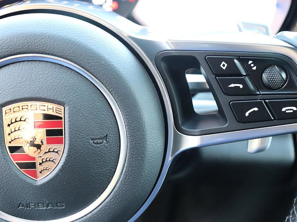 Used 2017 Porsche Panamera 4 image 44