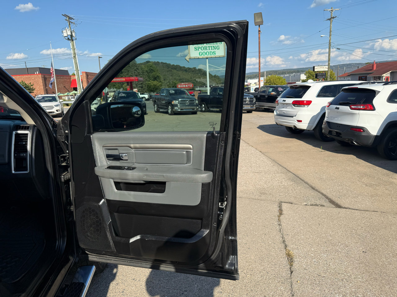 Used 2014 RAM 1500 Big Horn image 66