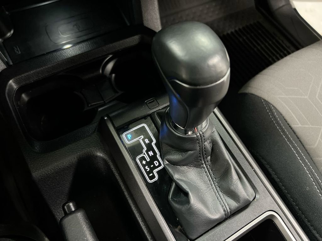 Used 2023 Toyota Tacoma TRD Sport AWD/4WD image 17