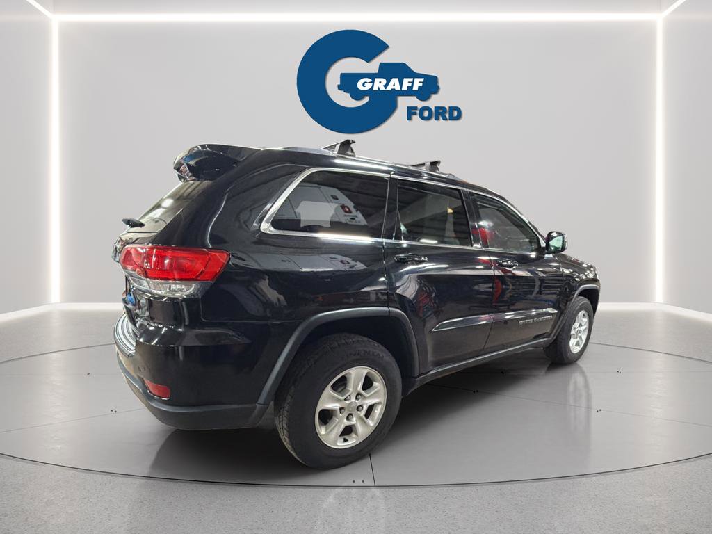 Used 2017 Jeep Grand Cherokee Laredo w/ Quick Order Package 23E AWD/4WD image 8