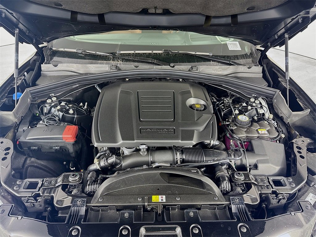 New 2026 Jaguar F-PACE R-Dynamic S image 30