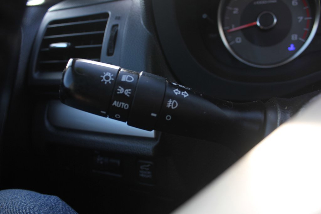 Used 2014 Subaru Forester 2.5i Limited w/ Popular Package #2 AWD/4WD image 15