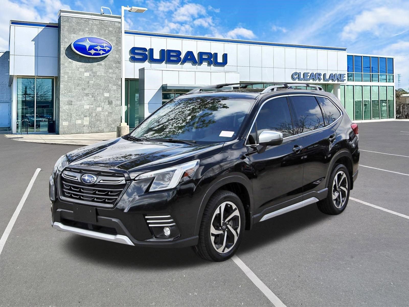 Used 2023 Subaru Forester Touring w/ Popular Package #3 image 3