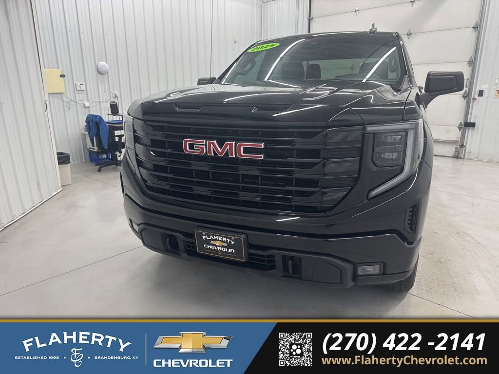 Used 2025 GMC Sierra 1500 Elevation image 7