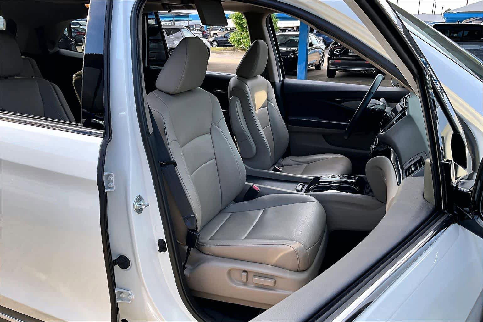 Used 2021 Honda Pilot Elite image 9