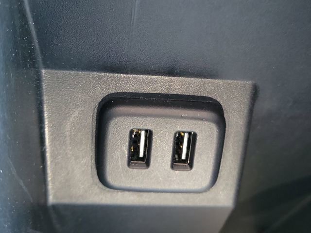 Certified 2021 Chevrolet Equinox Premier FWD image 35