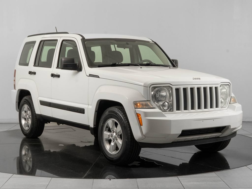 Used 2012 Jeep Liberty Sport RWD image 12