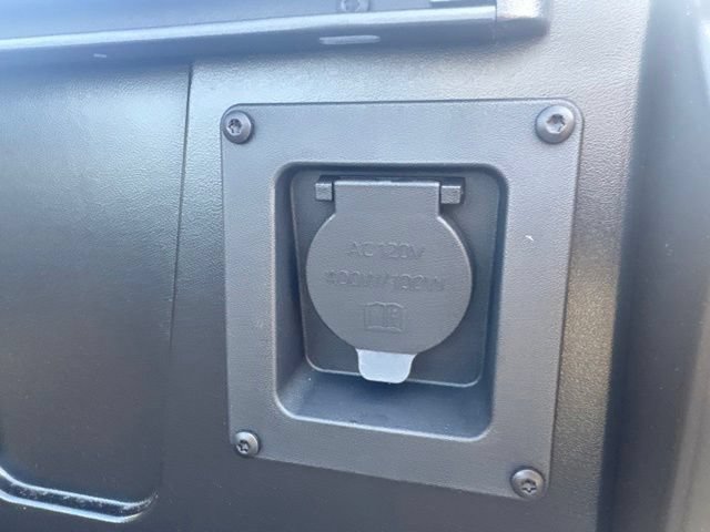 New 2026 Toyota Tundra Limited AWD/4WD image 8