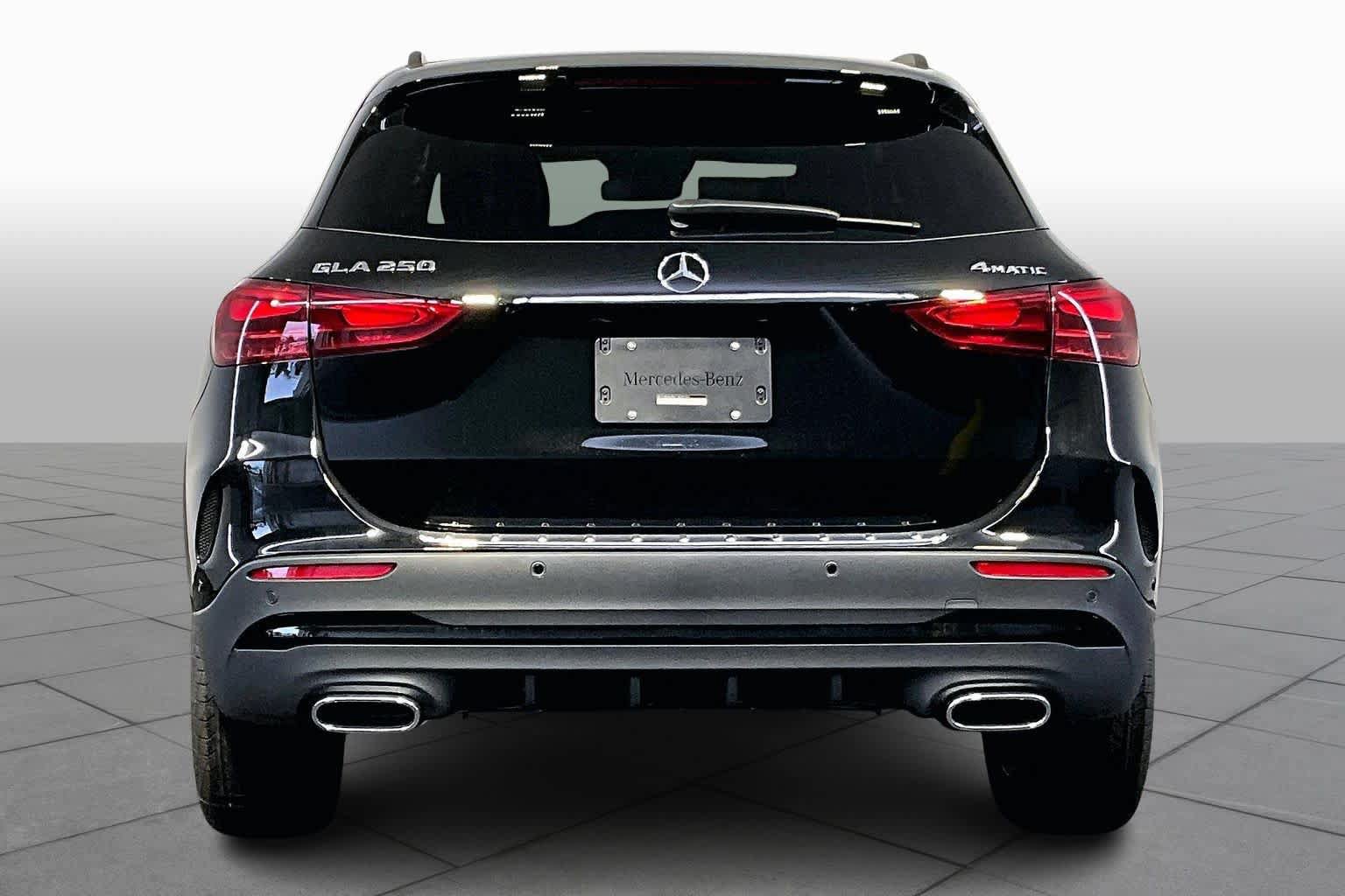 New 2026 Mercedes-Benz GLA 250 4MATIC image 4