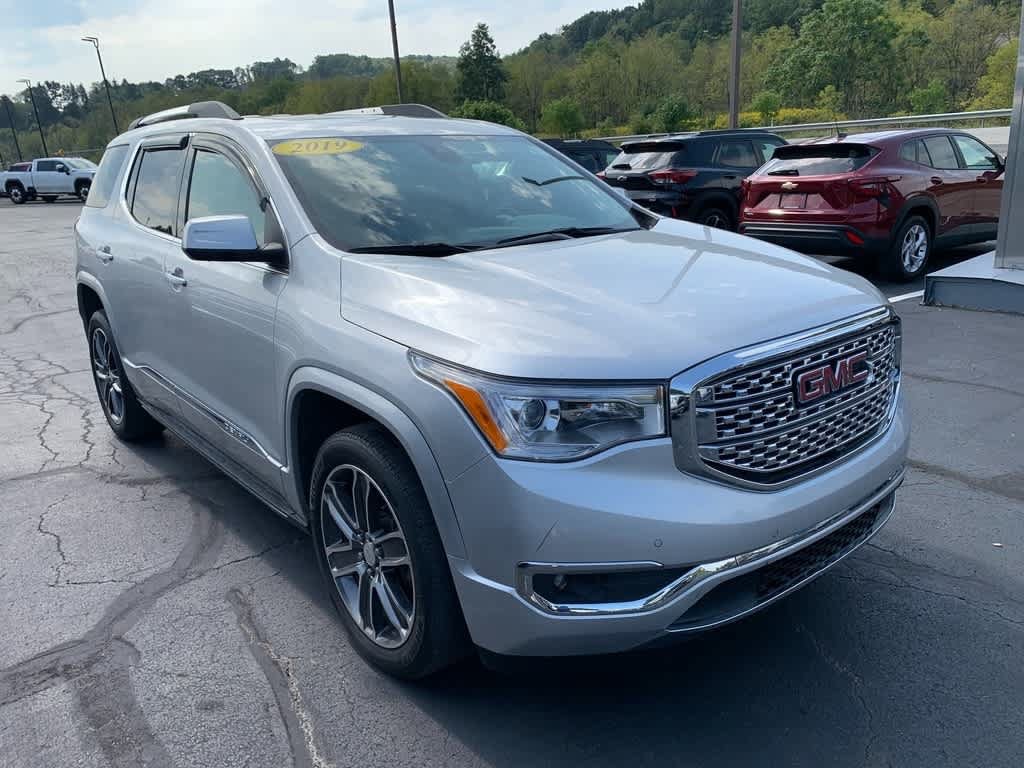 Certified 2019 GMC Acadia Denali w/ Technology Package AWD/4WD image 6