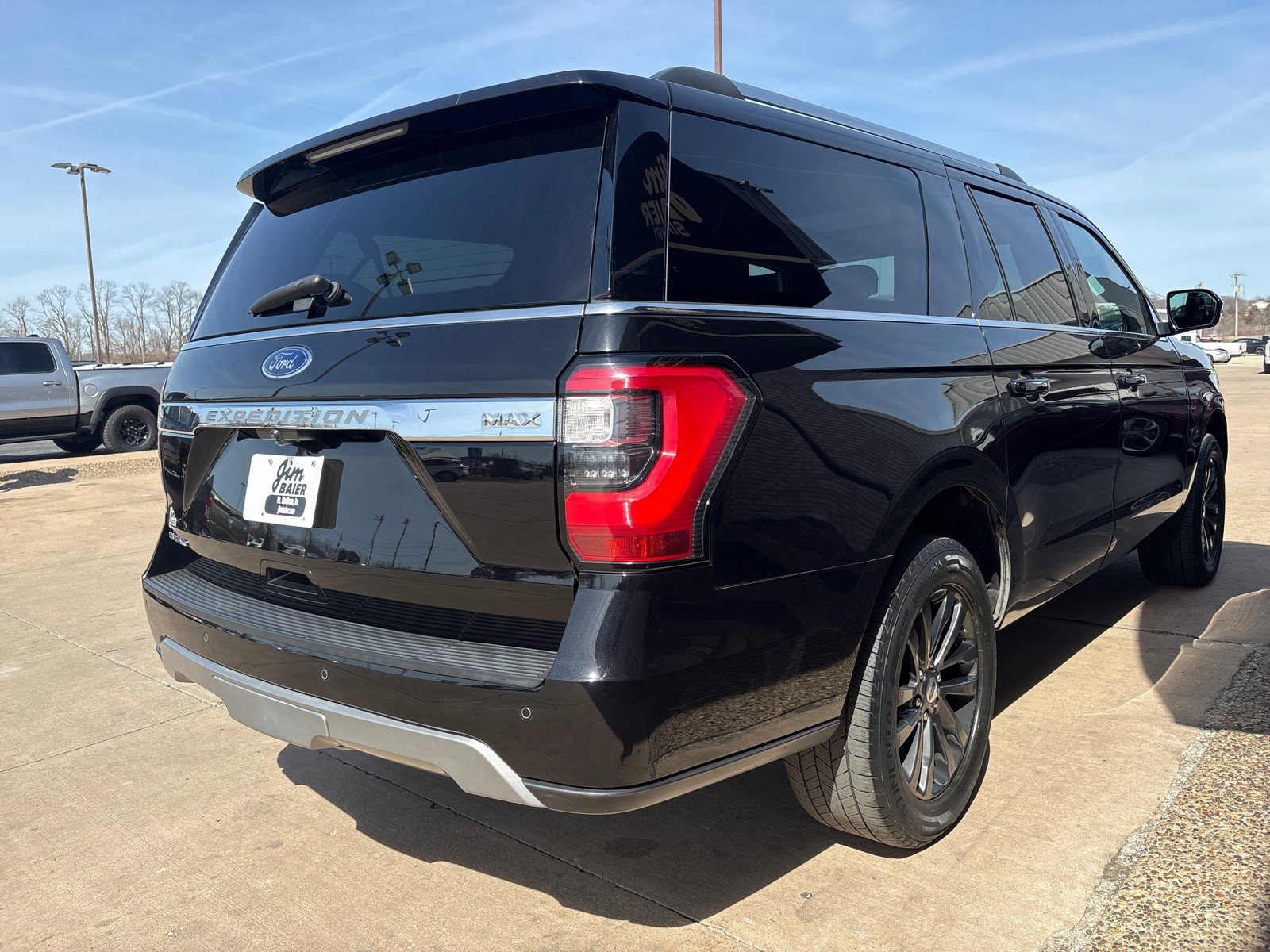 Used 2019 Ford Expedition Max Limited image 11