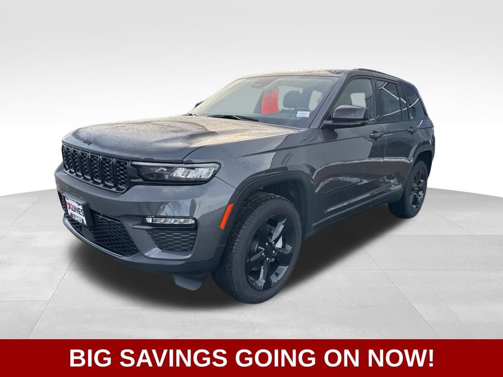 New 2025 Jeep Grand Cherokee Limited w/ Black Appearance Package image 5