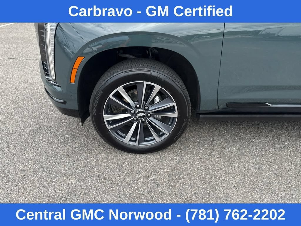 Used 2025 Cadillac Escalade ESV Sport w/ Touring Package AWD/4WD image 9