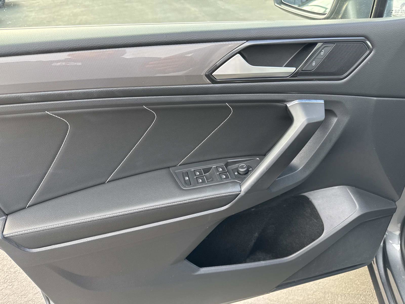 Certified 2023 Volkswagen Tiguan SE image 16