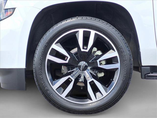 Used 2019 Chevrolet Tahoe LT w/ RST Edition RWD image 24