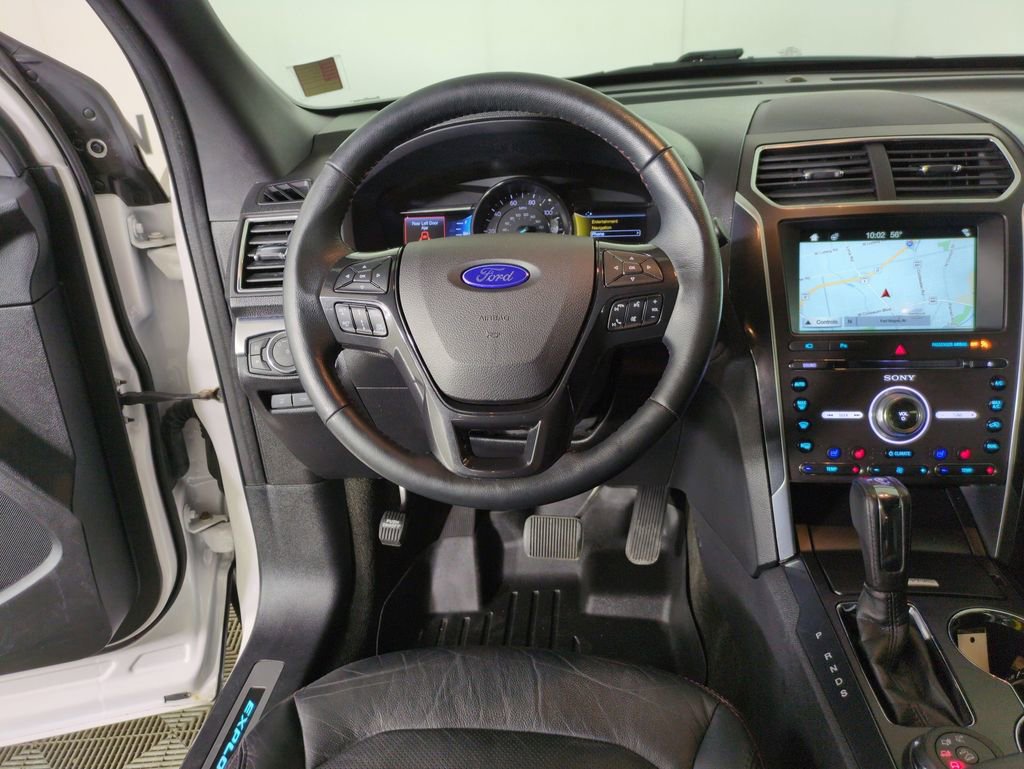Used 2017 Ford Explorer Sport w/ Equipment Group 401A AWD/4WD image 13