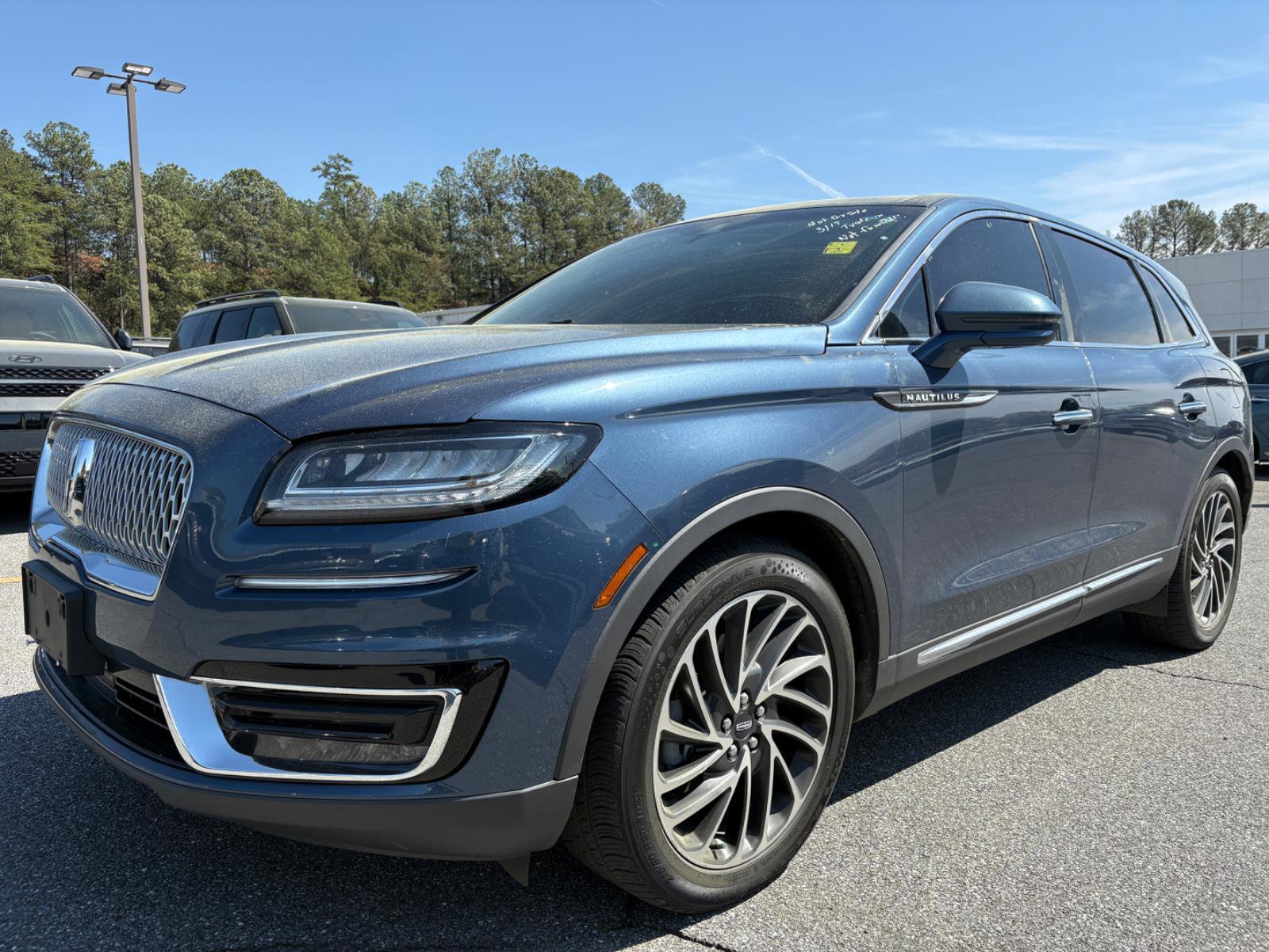 Used 2019 Lincoln Nautilus Reserve image 1
