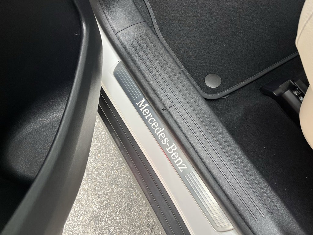 Used 2025 Mercedes-Benz GLS 450 4MATIC image 54