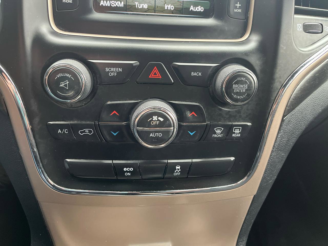 Used 2015 Jeep Grand Cherokee Laredo w/ Quick Order Package 23E image 17