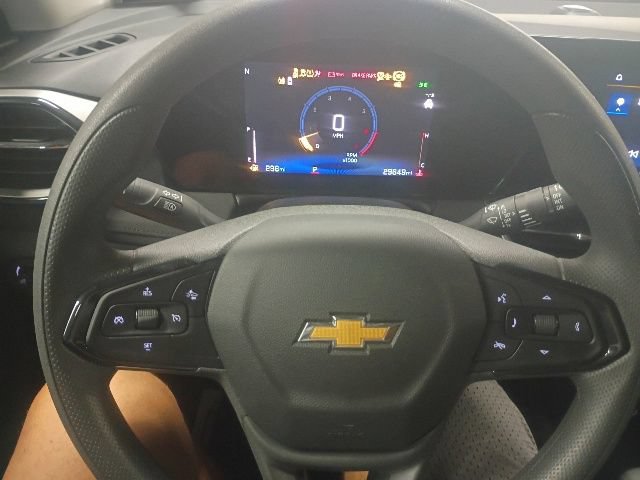 Used 2025 Chevrolet TrailBlazer LT AWD/4WD image 10