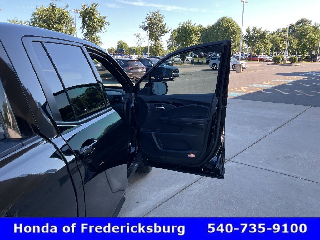 Certified 2023 Honda Ridgeline Black Edition image 15