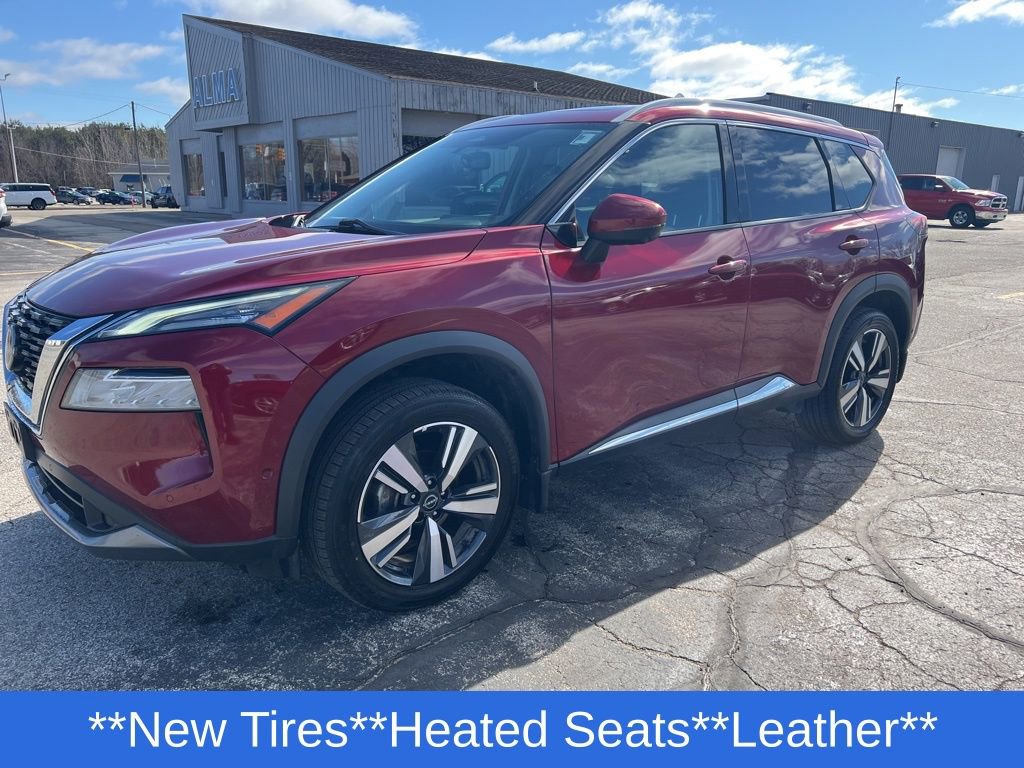 Used 2023 Nissan Rogue SL w/ SL Premium Package image 3