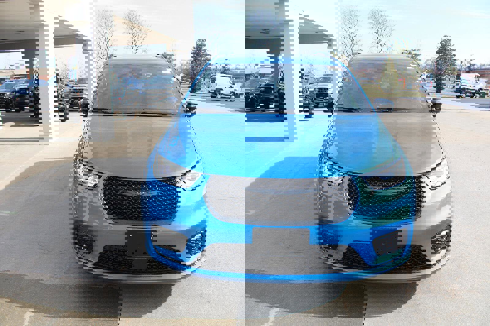 New 2026 Chrysler Pacifica Select w/ S Appearance Package image 3