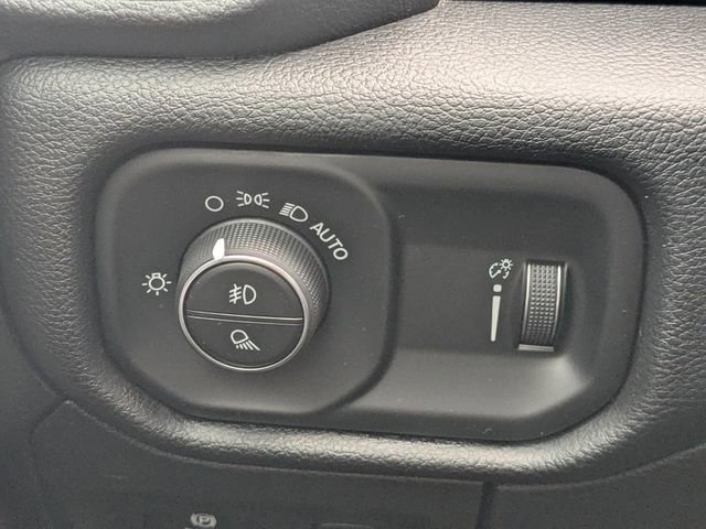 Used 2020 RAM 1500 Big Horn image 24